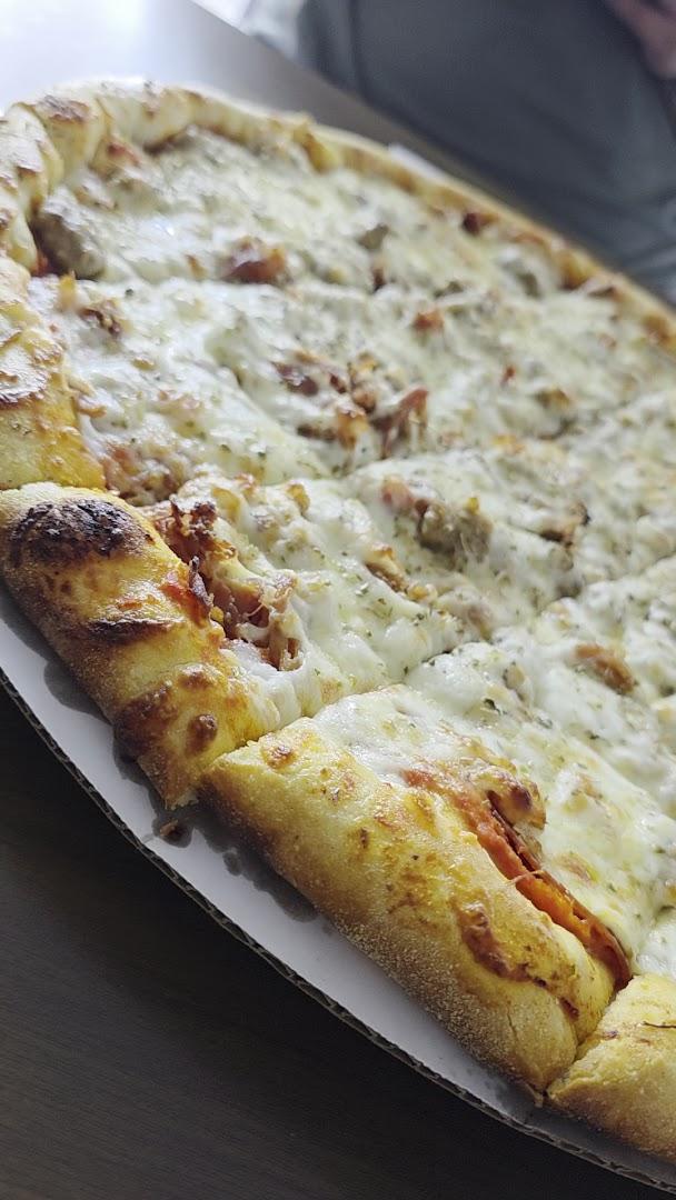 Backdoor Pizza & More