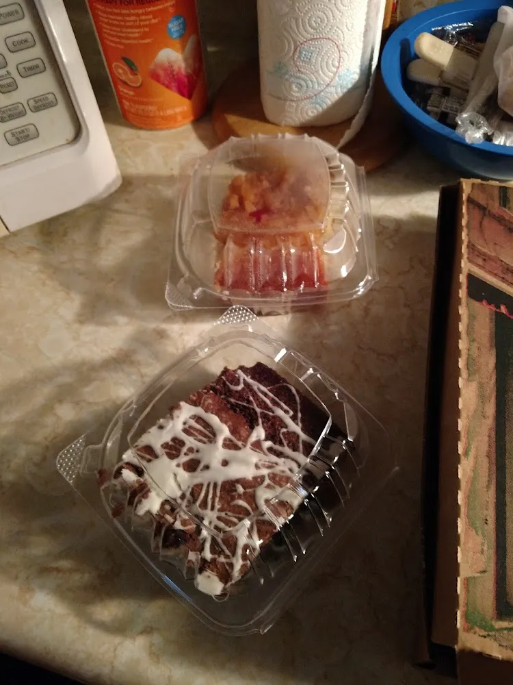 Pineapple Upside Down Cake & Bownie